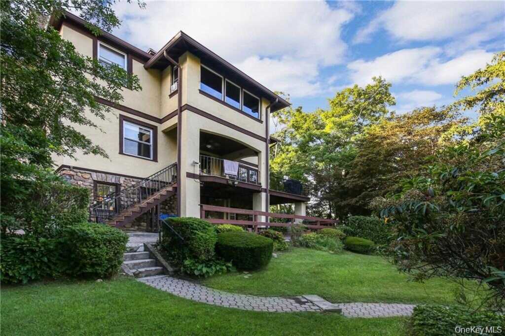 38 Park Avenue, White Plains, NY 10603 - Photo 25 of 32