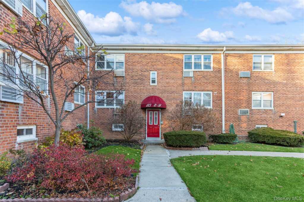 183 Drake Avenue, Unit #2E, New Rochelle, NY 10805 - Photo 17 of 19