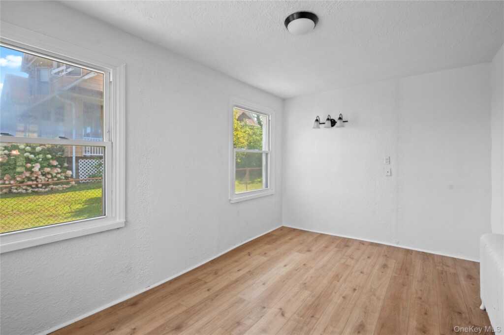 56 Lafayette Street, New Rochelle, NY 10805 - Photo 18 of 27