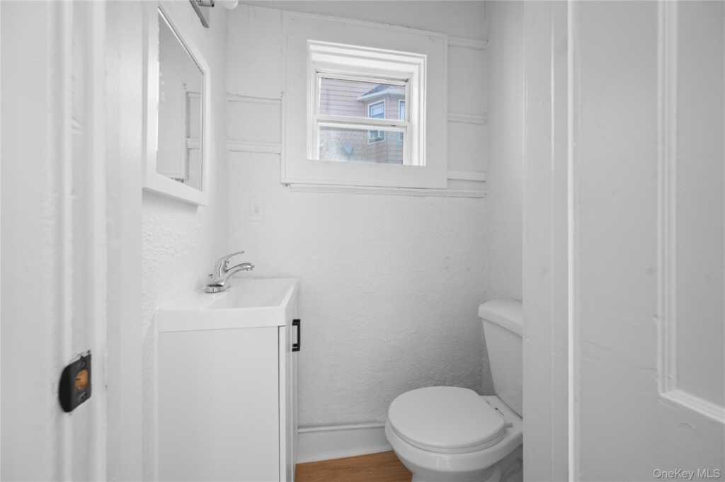 56 Lafayette Street, New Rochelle, NY 10805 - Photo 7 of 27