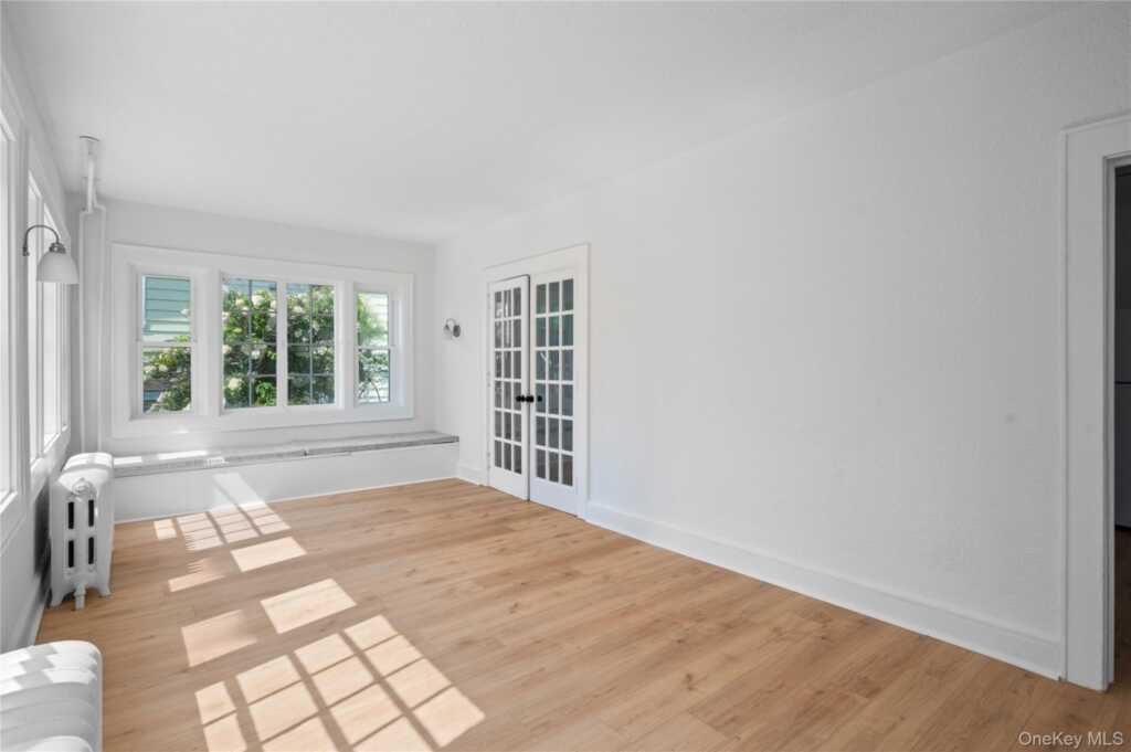 56 Lafayette Street, New Rochelle, NY 10805 - Photo 9 of 27