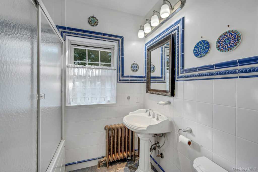 45 Wilmot Road, New Rochelle, NY 10804 - Photo 20 of 46