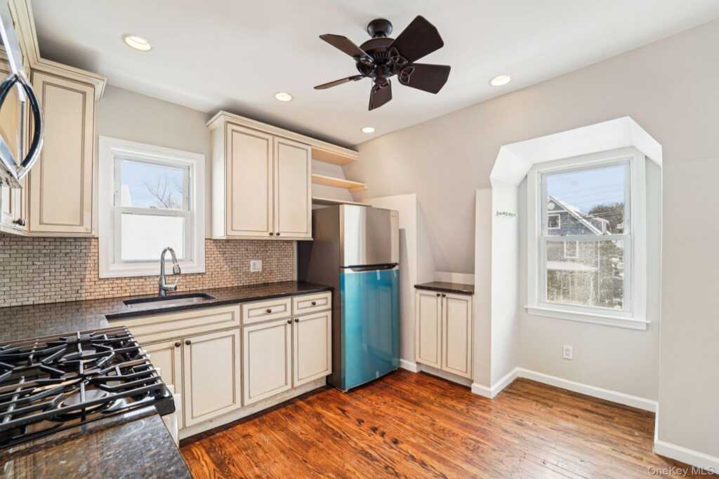 60 Elysian Avenue, Unit #apt. 3, Nyack, NY 10960 - Photo 13 of 35