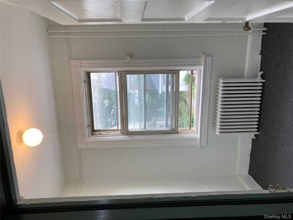 21 Congress Street, Unit #2, New Rochelle, NY 10801 - Photo 8 of 10