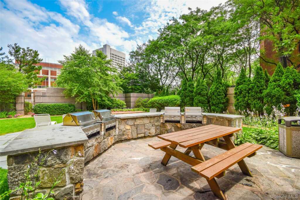 4 Martine Avenue, Unit #1619, White Plains, NY 10606 - Photo 23 of 24