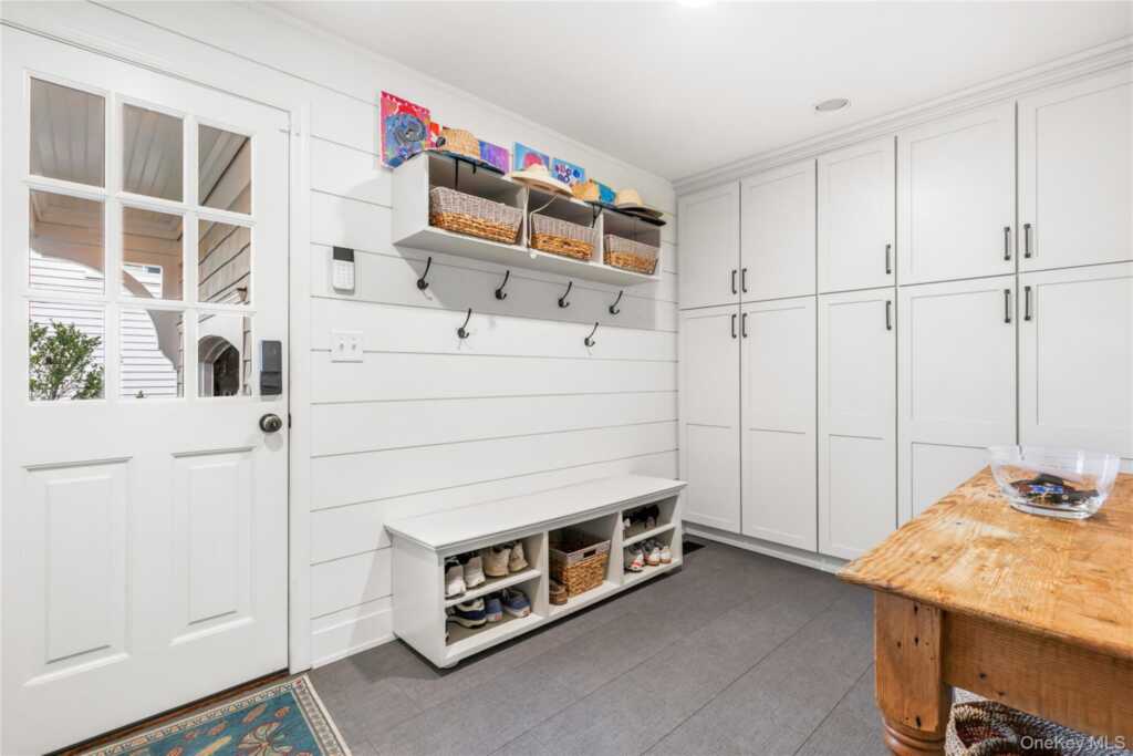 15 Overlook Place, Rye, NY 10580 - Photo 8 of 29