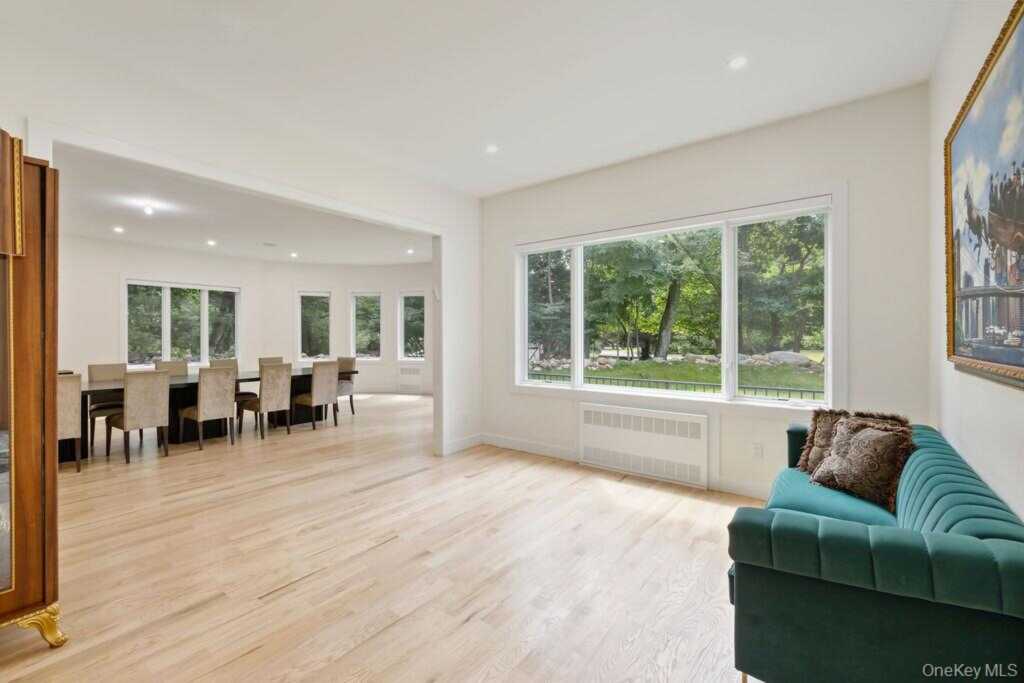 9 Wendover Lane, Suffern, NY 10901 - Photo 11 of 44