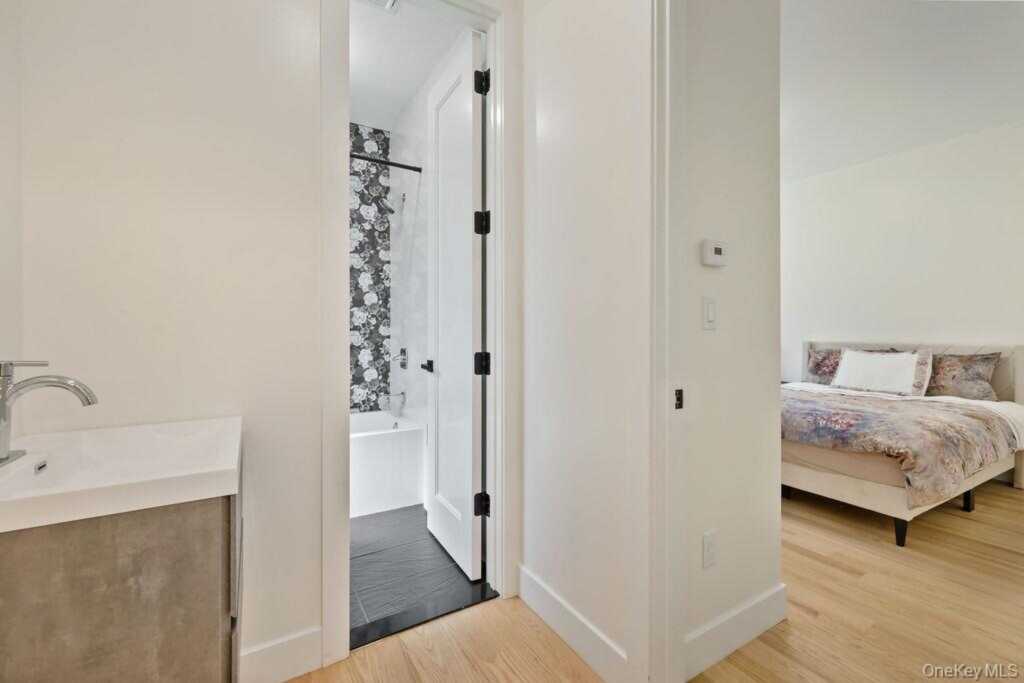 9 Wendover Lane, Suffern, NY 10901 - Photo 19 of 44