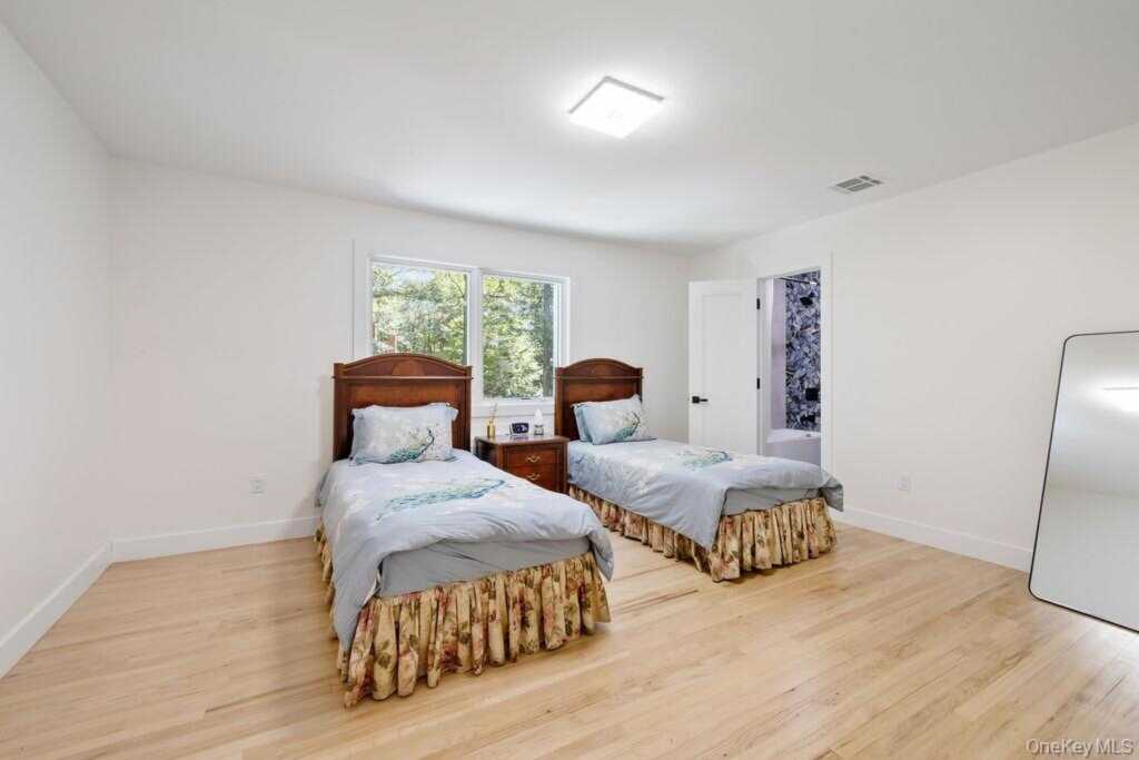 9 Wendover Lane, Suffern, NY 10901 - Photo 26 of 44