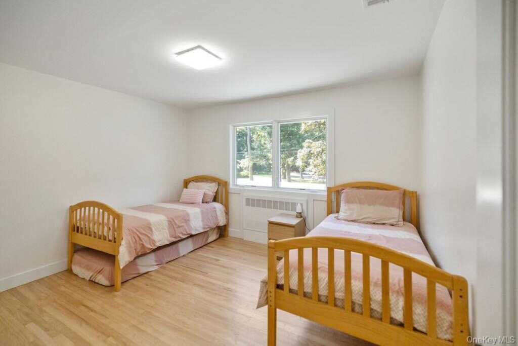 9 Wendover Lane, Suffern, NY 10901 - Photo 38 of 44