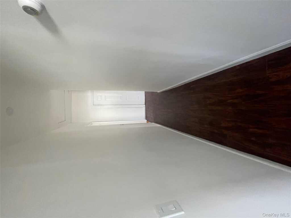 70 Dobbs Ferry Road, White Plains, NY 10607 - Photo 12 of 26