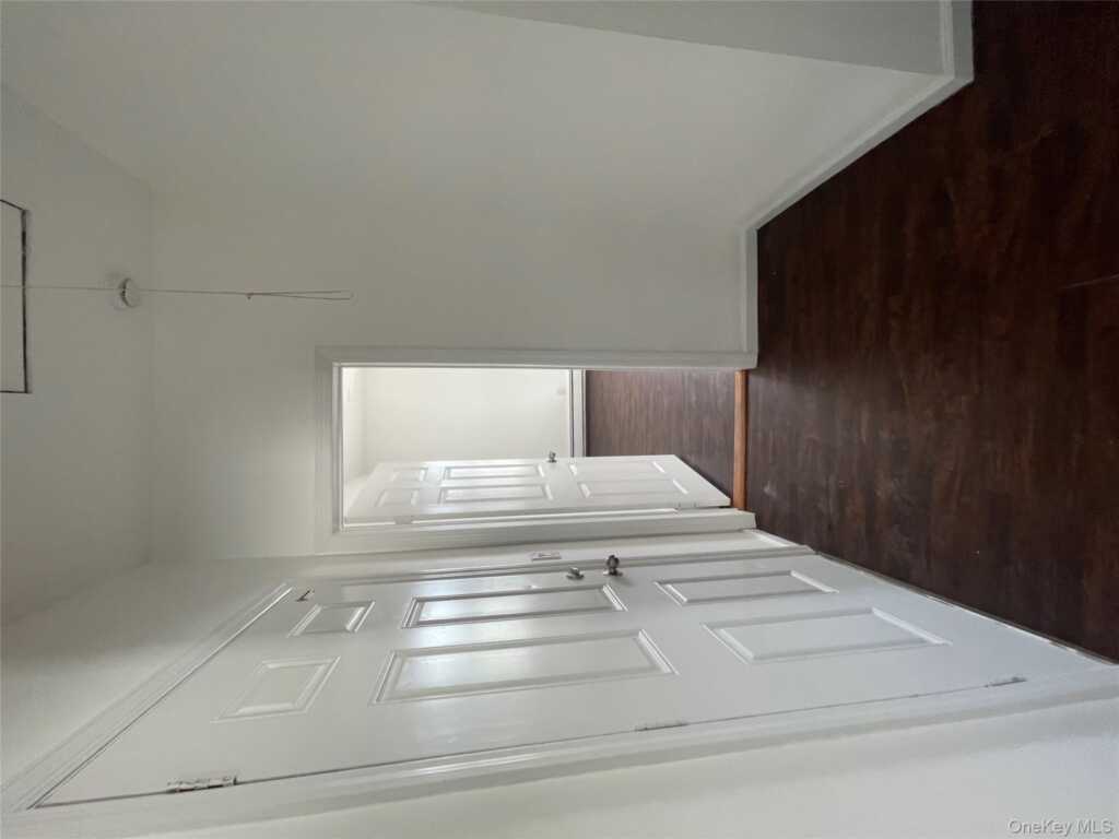 70 Dobbs Ferry Road, White Plains, NY 10607 - Photo 17 of 26