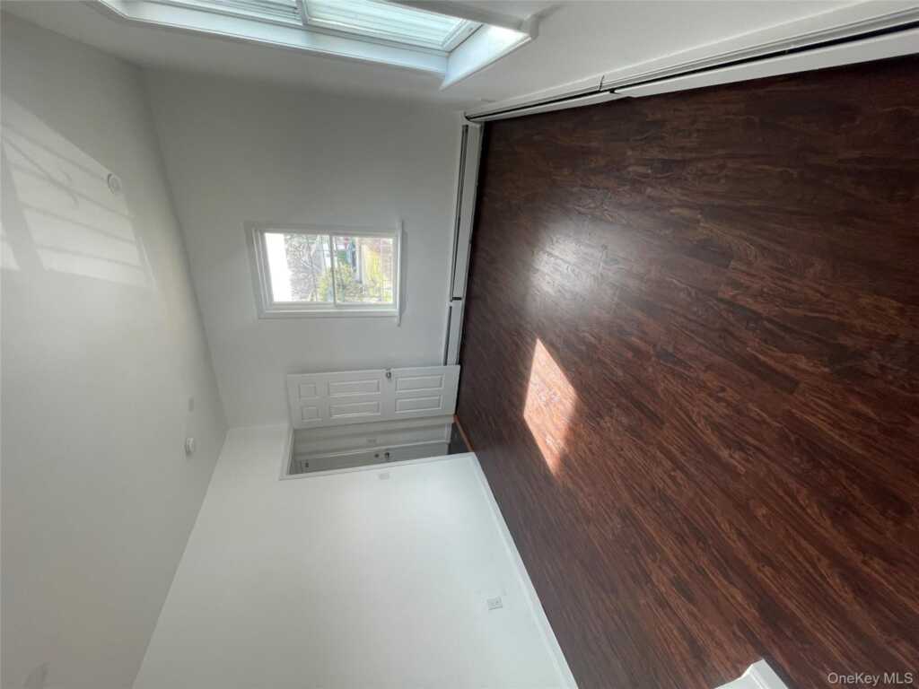 70 Dobbs Ferry Road, White Plains, NY 10607 - Photo 20 of 26