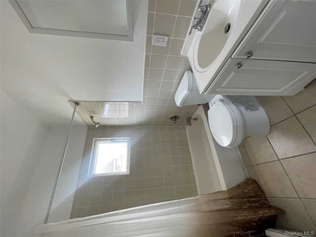 70 Dobbs Ferry Road, White Plains, NY 10607 - Photo 22 of 26