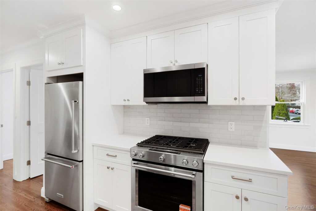 11 Orchard Avenue, Unit #1, Rye, NY 10580 - Photo 2 of 11