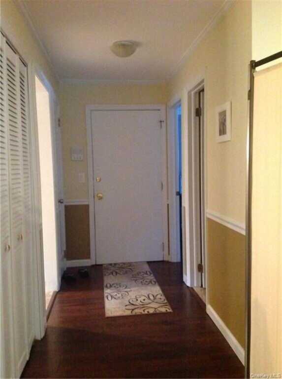 144 Doxbury Lane, Suffern, NY 10901 - Photo 9 of 10