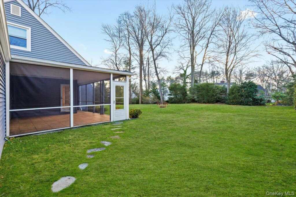 22 Old Orchard Road, Rye, NY 10573 - Photo 25 of 30