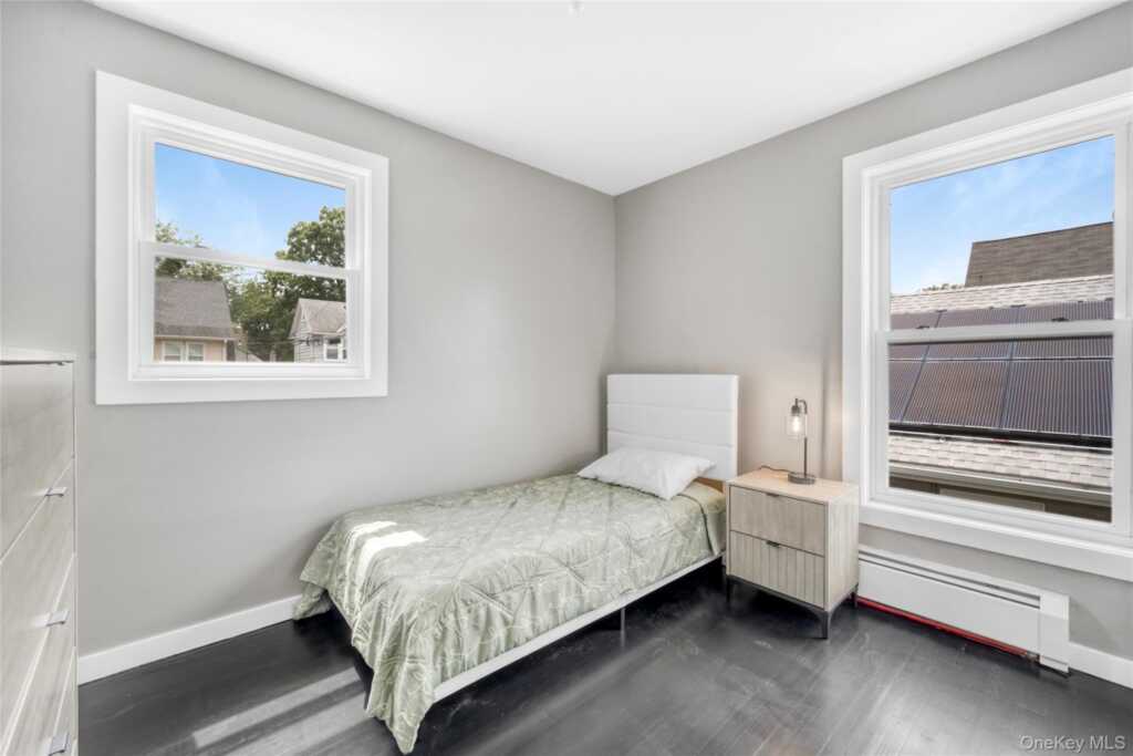 3 Sylvan Place, New Rochelle, NY 10801 - Photo 15 of 29