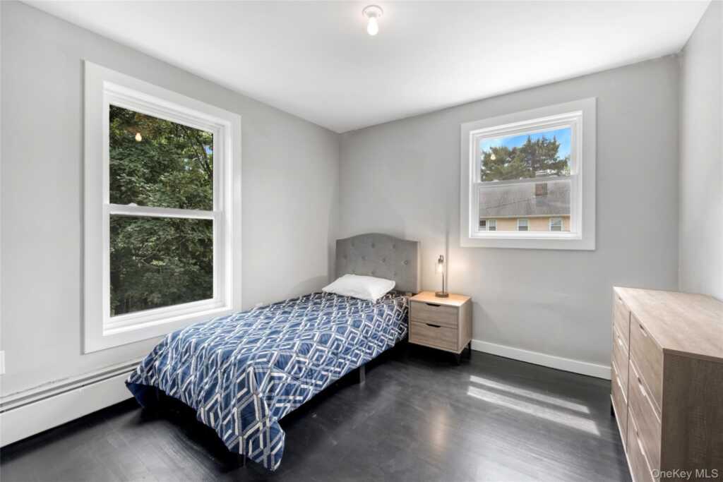 3 Sylvan Place, New Rochelle, NY 10801 - Photo 16 of 29