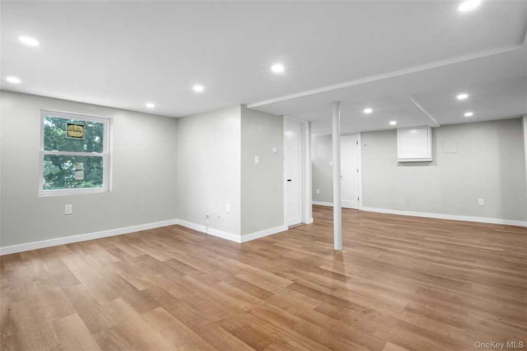 3 Sylvan Place, New Rochelle, NY 10801 - Photo 20 of 29