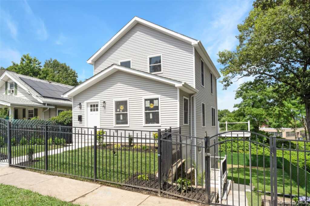 3 Sylvan Place, New Rochelle, NY 10801 - Photo 29 of 29