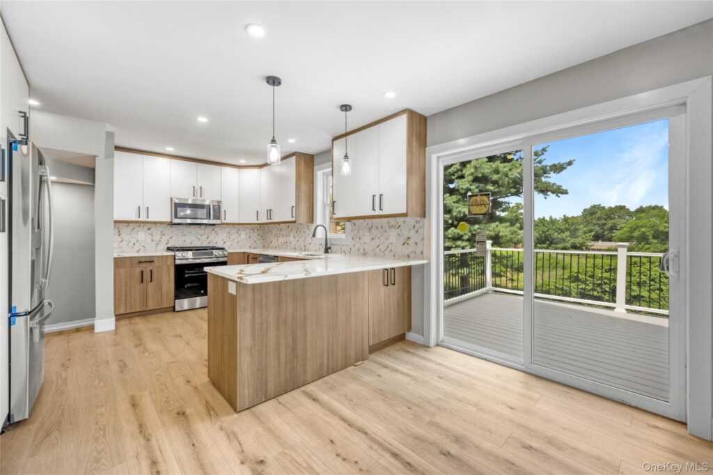 3 Sylvan Place, New Rochelle, NY 10801 - Photo 6 of 29