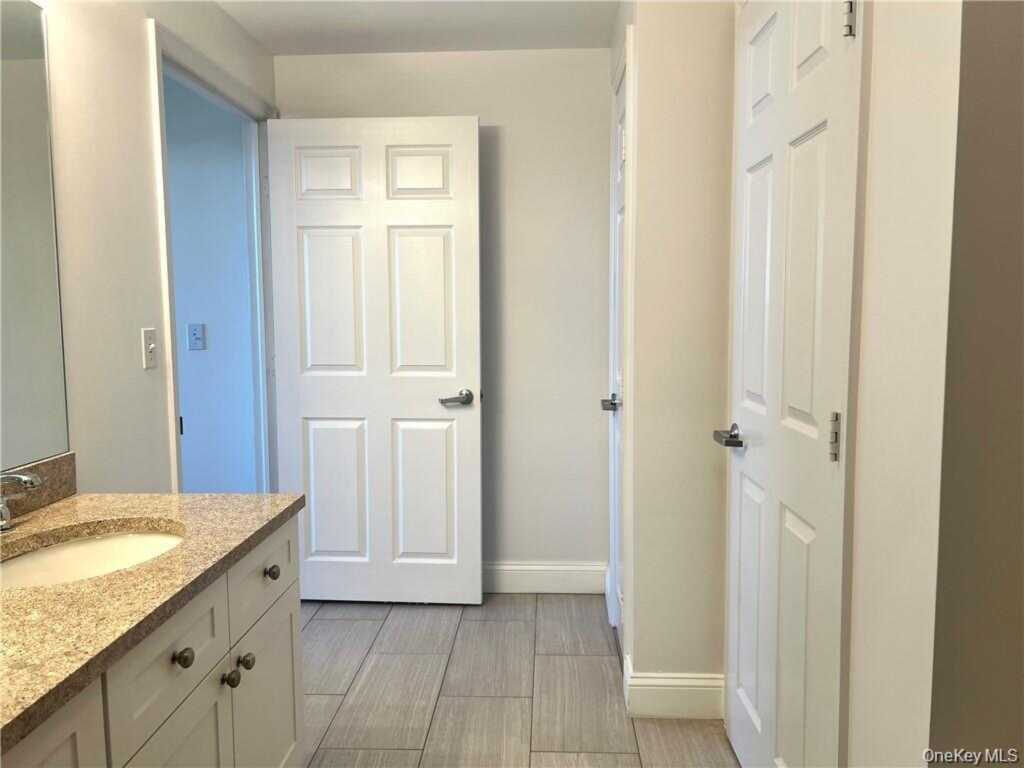 300 Mamaroneck Avenue, Unit #718, White Plains, NY 10605 - Photo 9 of 22