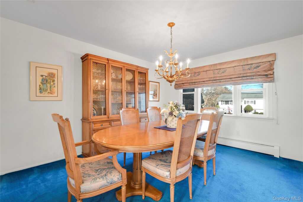 8 Jennifer Drive, New City, NY 10956 - Photo 11 of 35