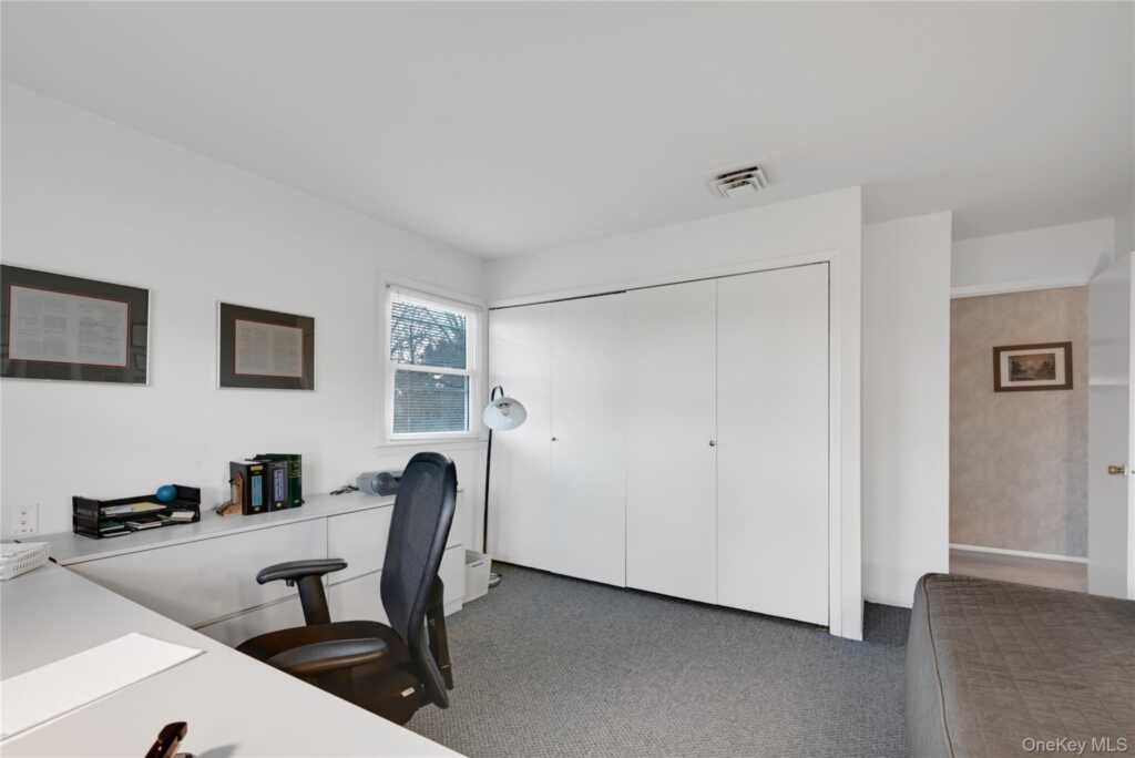 8 Jennifer Drive, New City, NY 10956 - Photo 28 of 35