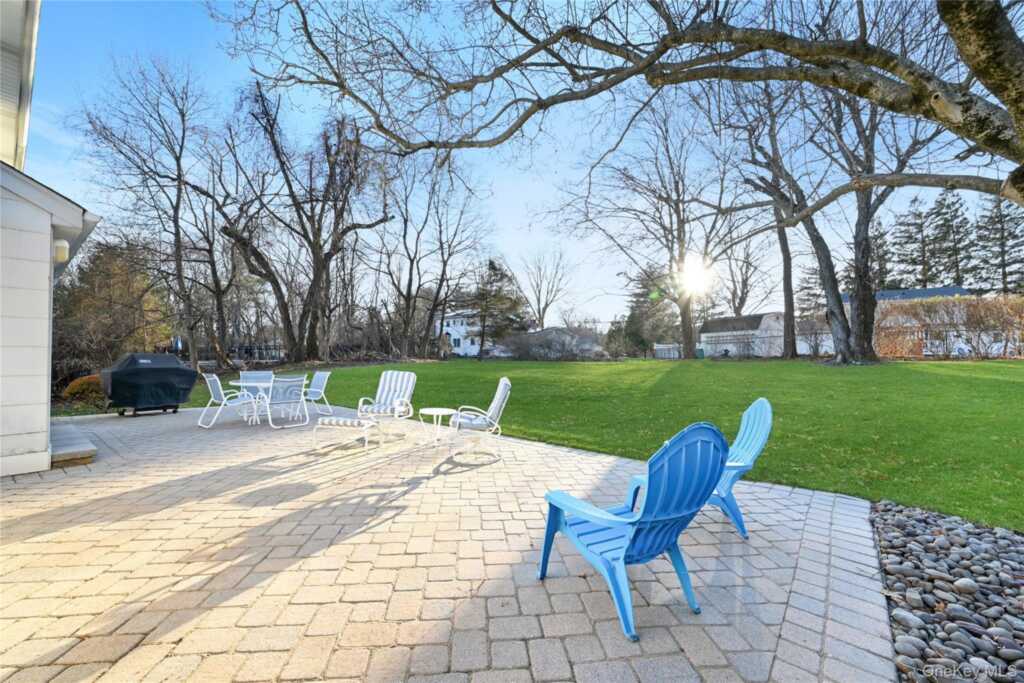 8 Jennifer Drive, New City, NY 10956 - Photo 33 of 35