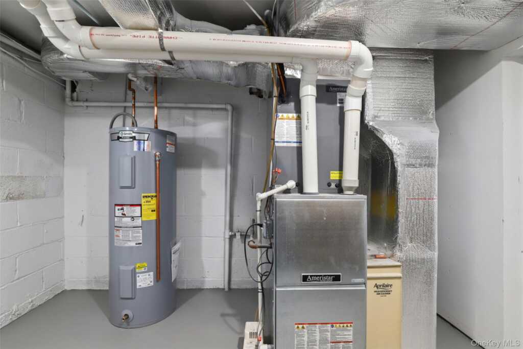 3 Oakridge Drive, Rye, NY 10573 - Photo 15 of 25