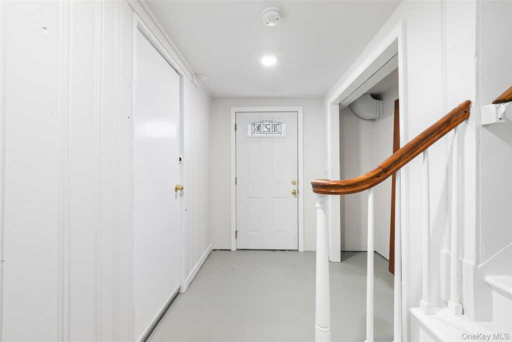 3 Oakridge Drive, Rye, NY 10573 - Photo 16 of 25