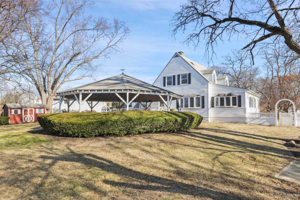 3 Oakridge Drive, Rye, NY 10573 - Photo 17 of 25