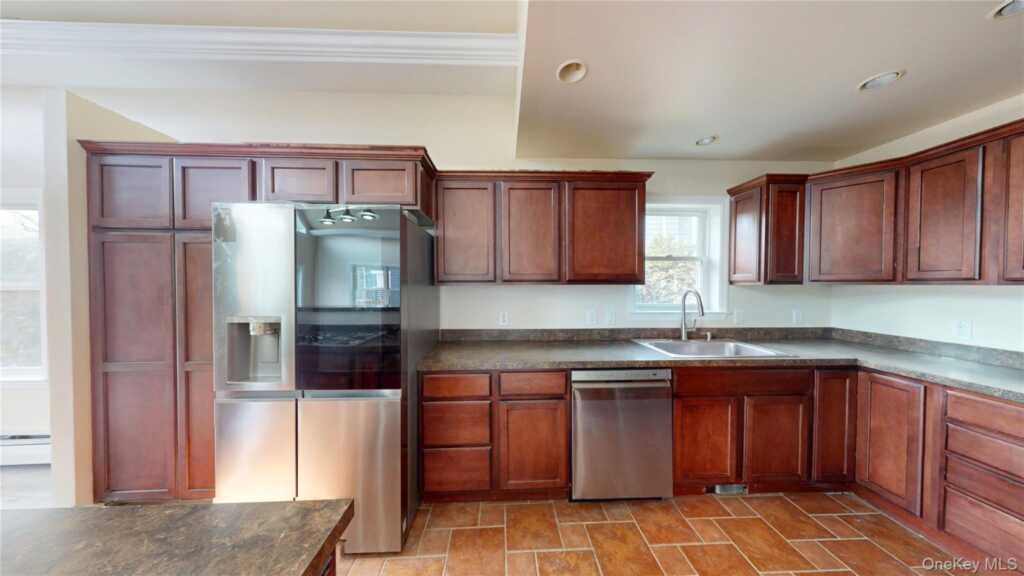 316 Union Avenue, Rye, NY 10543 - Photo 11 of 29