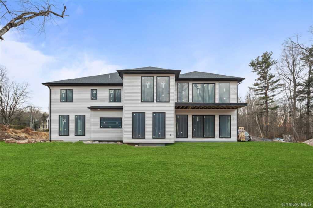 94 Viola Road, Suffern, NY 10901 - Photo 18 of 19