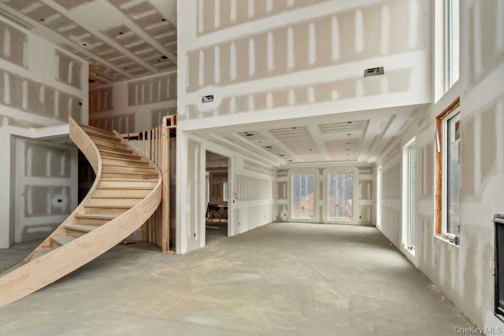 94 Viola Road, Suffern, NY 10901 - Photo 2 of 19