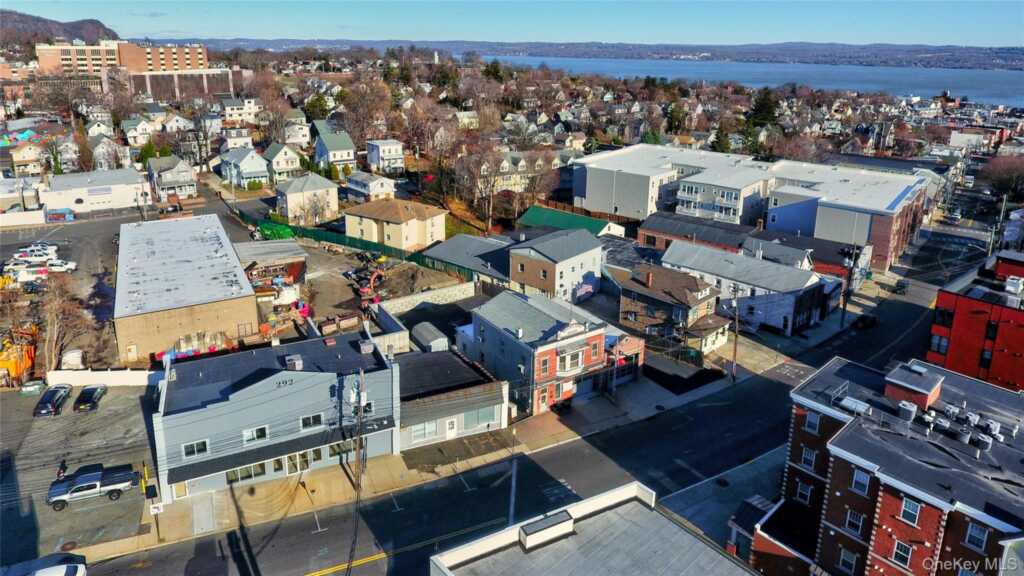 292 Main Street, Unit #121, Nyack, NY 10196 - Photo 4 of 34