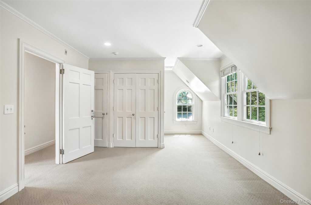 6 Club Road, Rye, NY 10580 - Photo 17 of 28