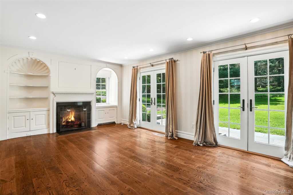 6 Club Road, Rye, NY 10580 - Photo 5 of 28