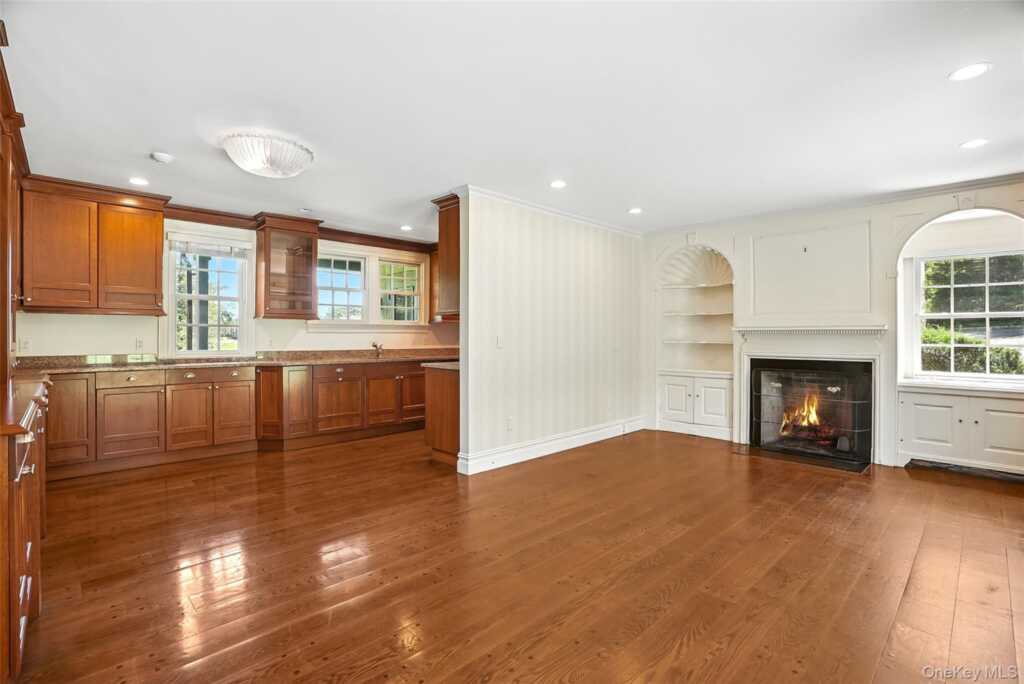 6 Club Road, Rye, NY 10580 - Photo 6 of 28