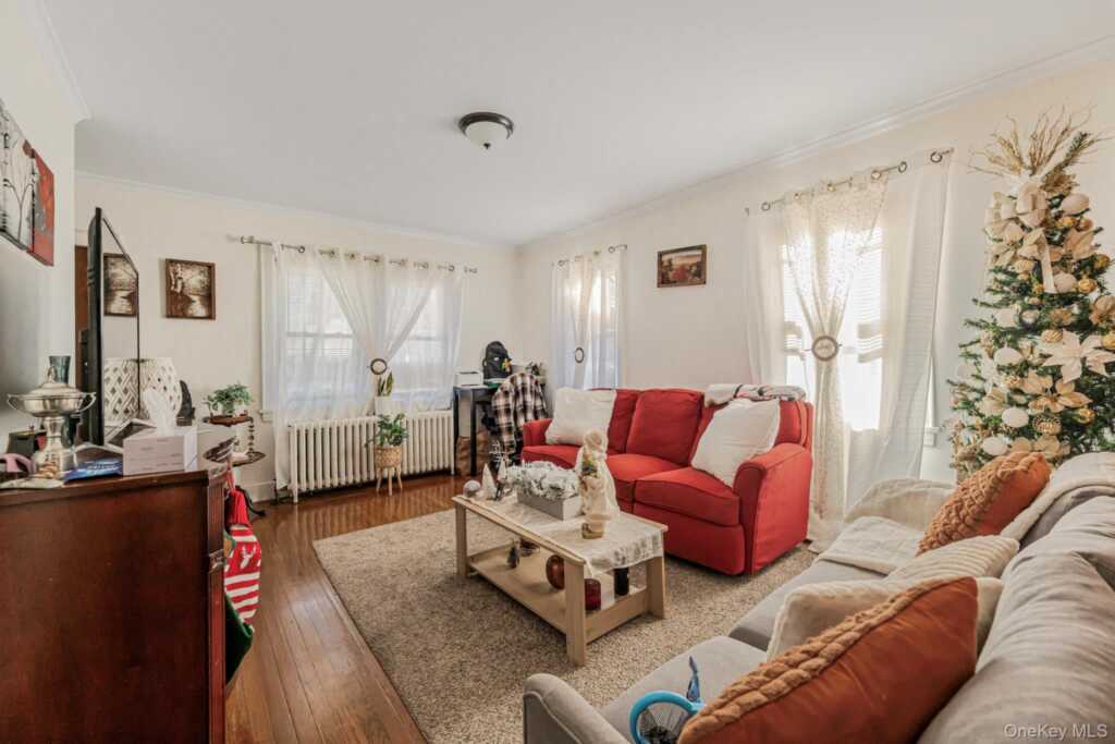 168 Stephenson Boulevard, New Rochelle, NY 10801 - Photo 15 of 22