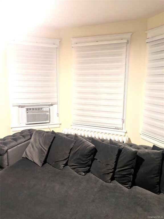 71 Longview Avenue, White Plains, NY 10605 - Photo 13 of 32