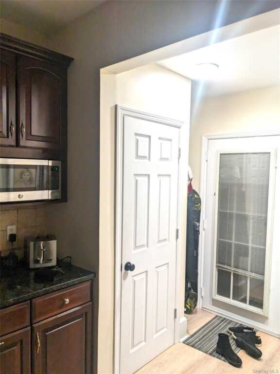 71 Longview Avenue, White Plains, NY 10605 - Photo 24 of 32