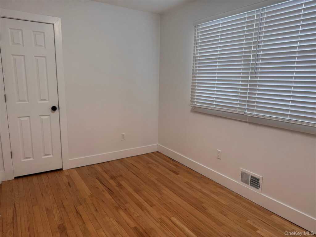 44 Twin Elms Lane, New City, NY 10956 - Photo 16 of 32