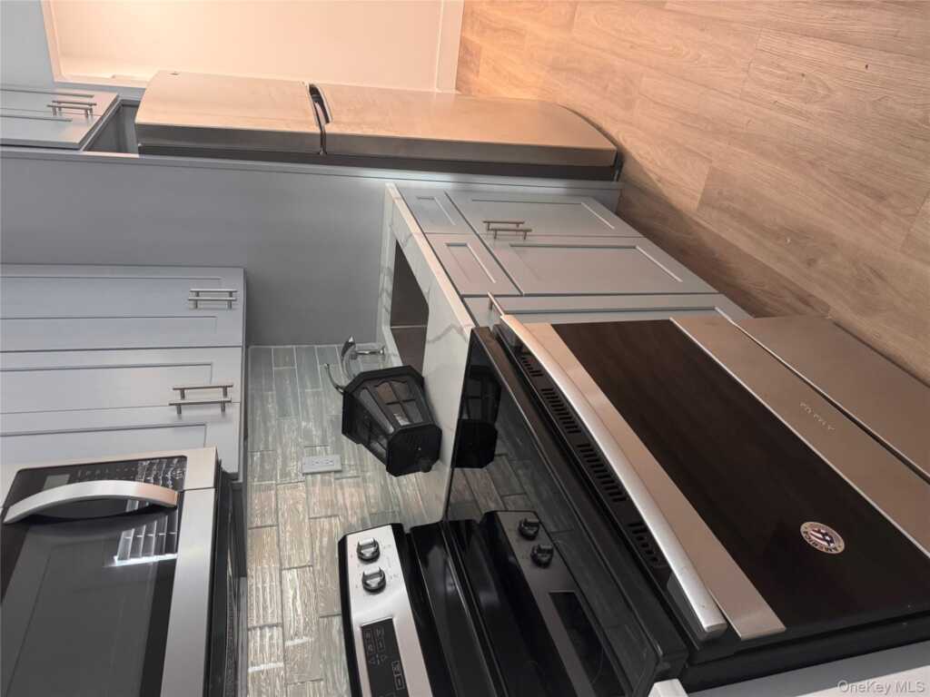 44 Twin Elms Lane, New City, NY 10956 - Photo 25 of 32