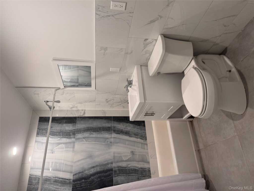 44 Twin Elms Lane, New City, NY 10956 - Photo 5 of 32