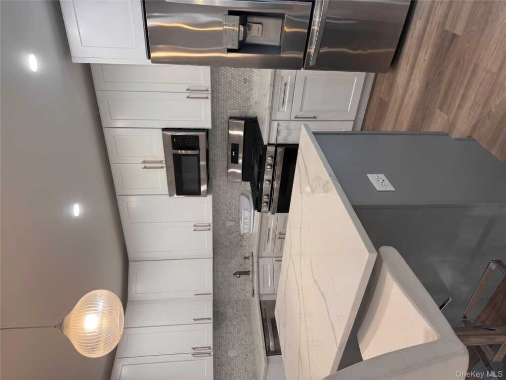 44 Twin Elms Lane, New City, NY 10956 - Photo 9 of 32