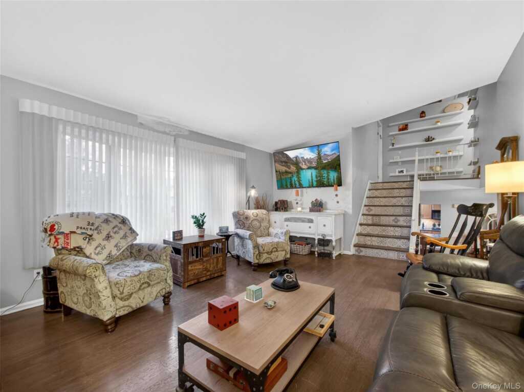 3 Claremont Lane, Suffern, NY 10901 - Photo 6 of 44