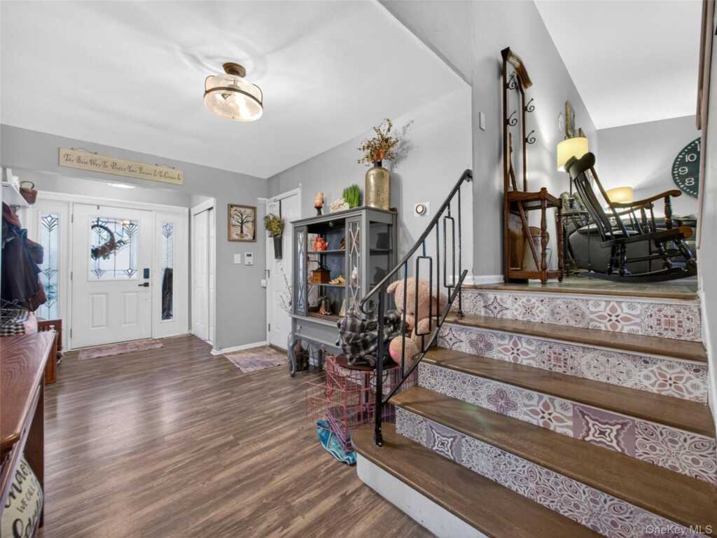 3 Claremont Lane, Suffern, NY 10901 - Photo 8 of 44