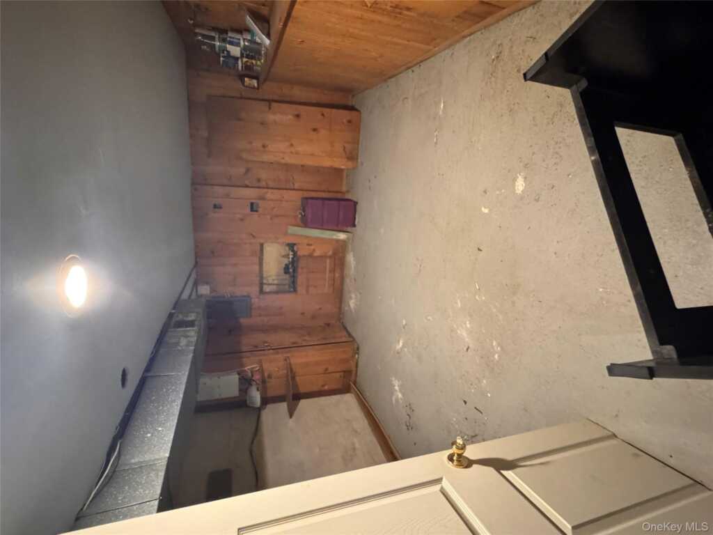 123 Park Avenue, New City, NY 10956